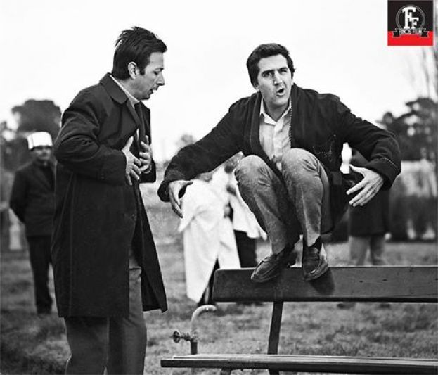 &Tau;&iota; &chi;&rho;&epsilon;&iota;&alpha;&zeta;ό&mu;&alpha;&sigma;&tau;&epsilon; &tau;&eta;&nu; &Alpha;&nu;&tau;&iota;&gamma;ό&nu;&eta; &tau;&omicron;&upsilon; &Sigma;&omicron;&phi;&omicron;&kappa;&lambda;ή ό&tau;&alpha;&nu; έ&chi;&omicron;&upsilon;&mu;&epsilon; &tau;&omicron;&nu; &Delta;&omicron;&upsilon;&zeta;ί&nu;&alpha; &tau;&omicron;&upsilon; &Sigma;&Upsilon;&Rho;&Iota;&Zeta;&Alpha;;