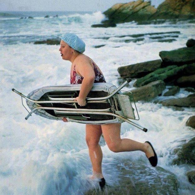 &Tau;&epsilon;&lambda;&iota;&kappa;ά &epsilon;ί&mu;&alpha;&sigma;&tau;&epsilon; "&alpha;&gamma;&omega;&nu;&iota;&sigma;&tau;&alpha;&rho;ά&delta;&epsilon;&sigmaf;";